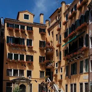 Al Codega 4*, Venecia Italia