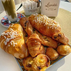 Dreaming Of Bed and breakfast
