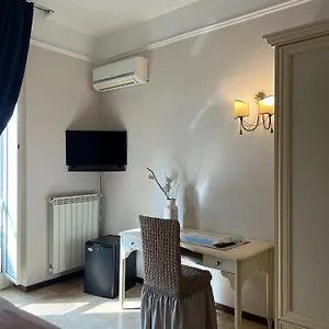 La Dimora Di Nettuno Bed and breakfast